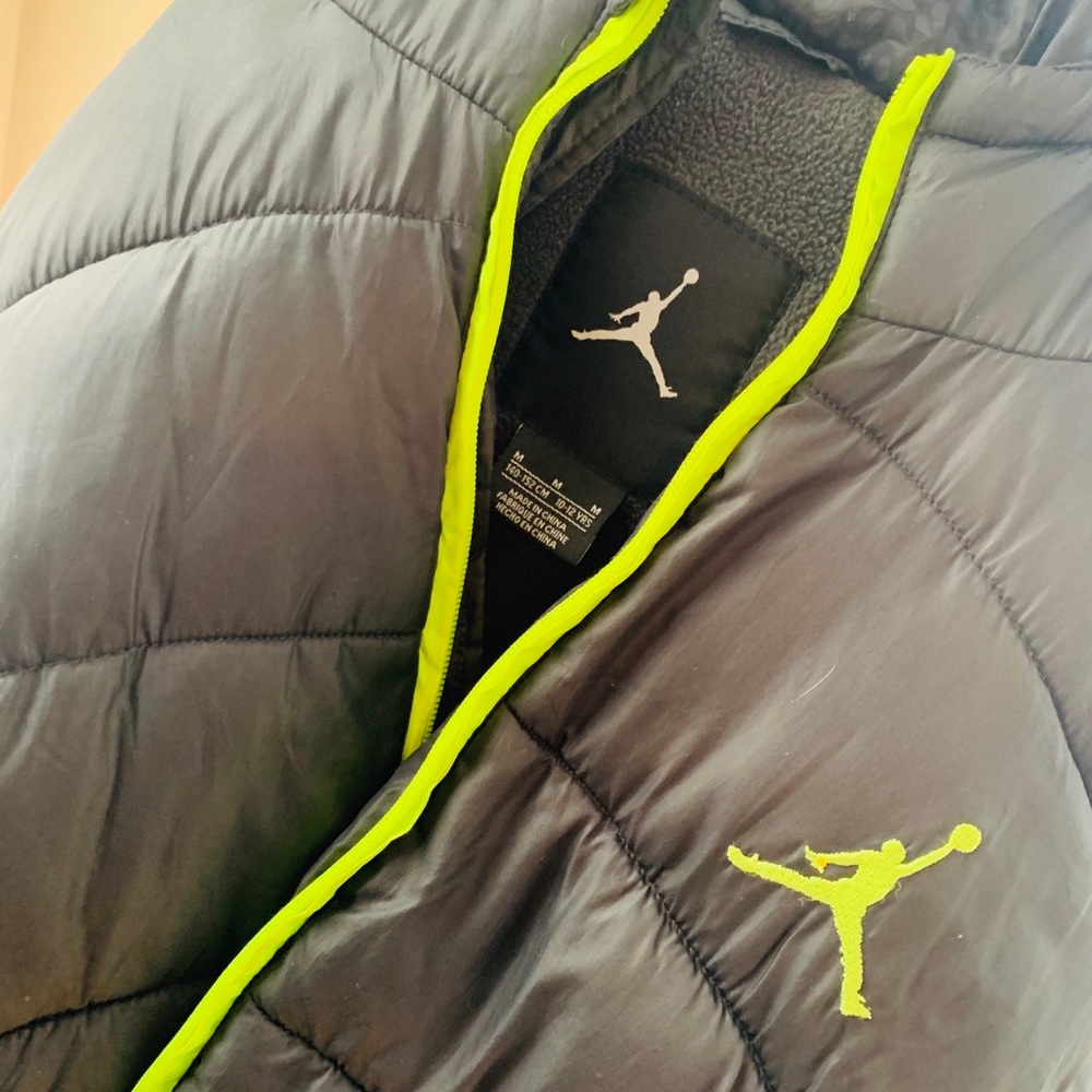 Jacket - Picture 4 of 4